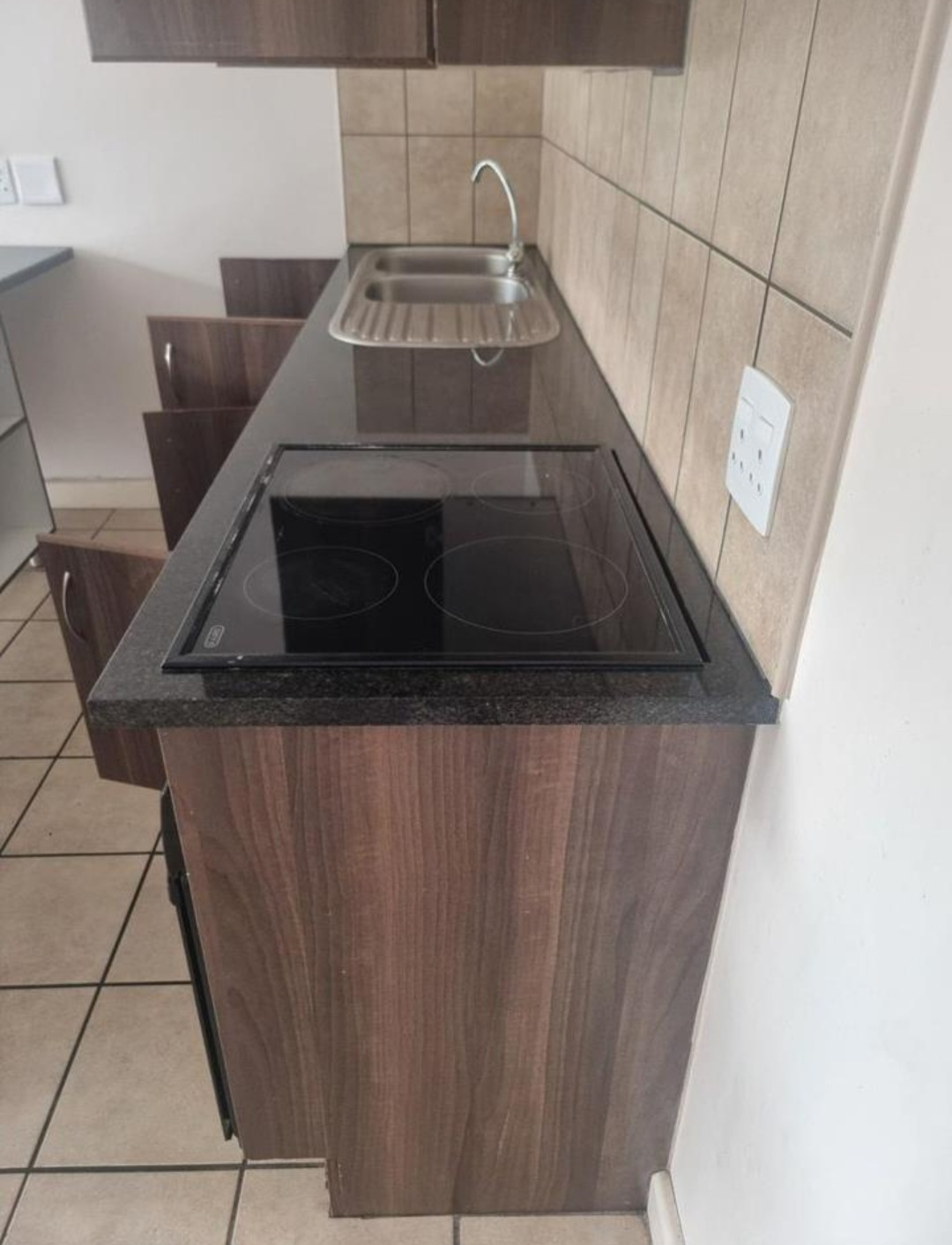2 Bedroom 1 Bath Flat Kloofsig Dana Bay