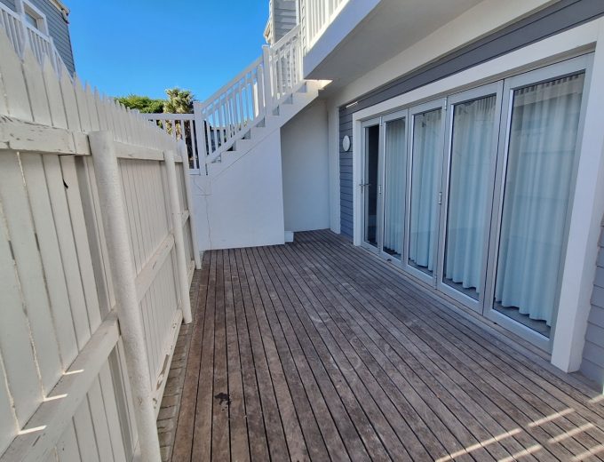 Beachside Beauty – Ground Floor Gem in Elands Bay