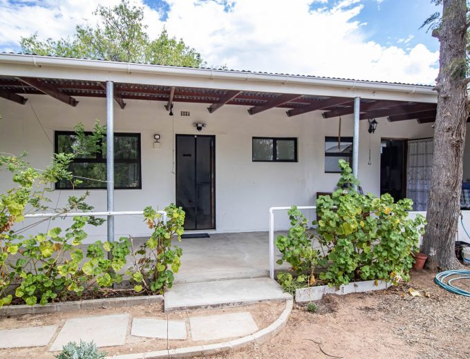 Family Home in Prime Aurora (Between Piketberg and Velddrif) Location