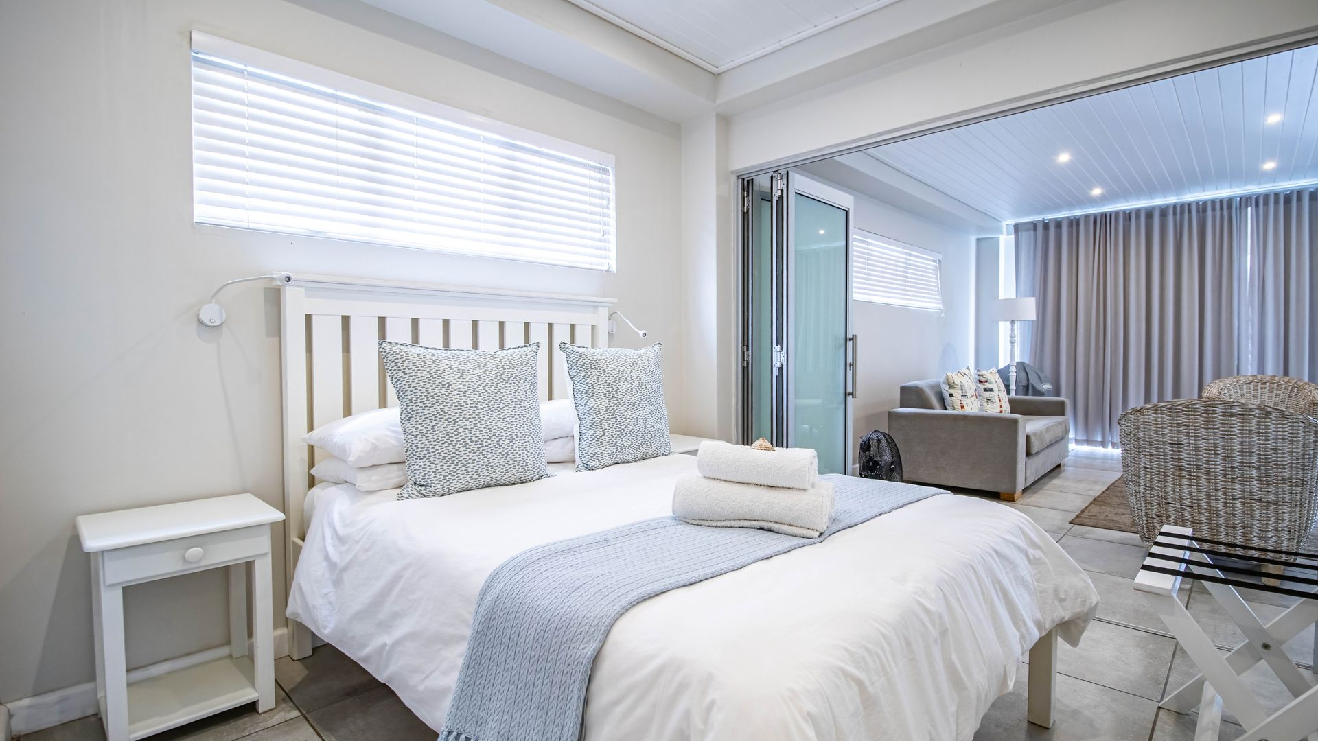 Beachside Beauty – Ground Floor Gem in Elands Bay