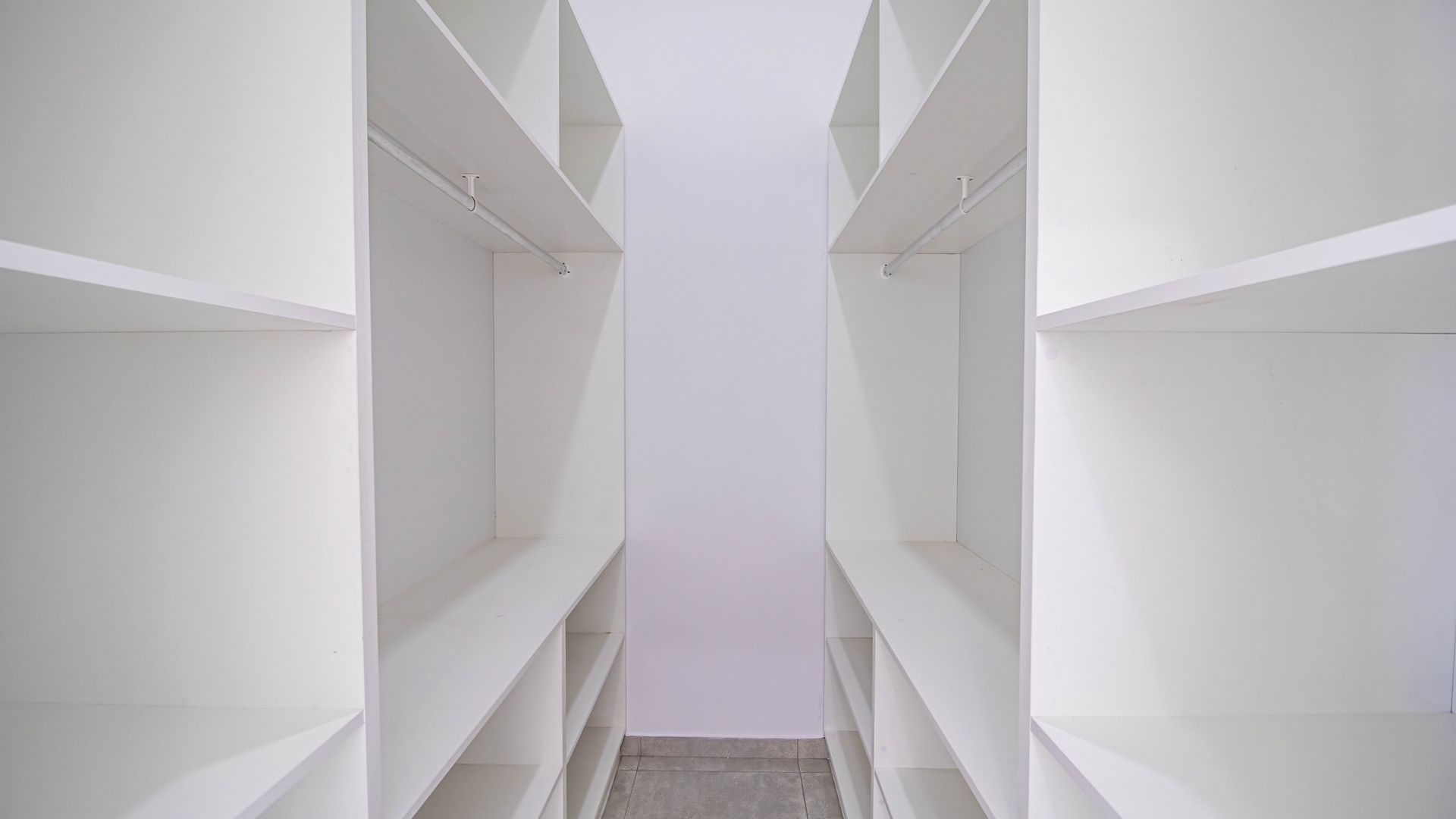 Modern Coastal Home with Separate Guest Suite in Secure Estate