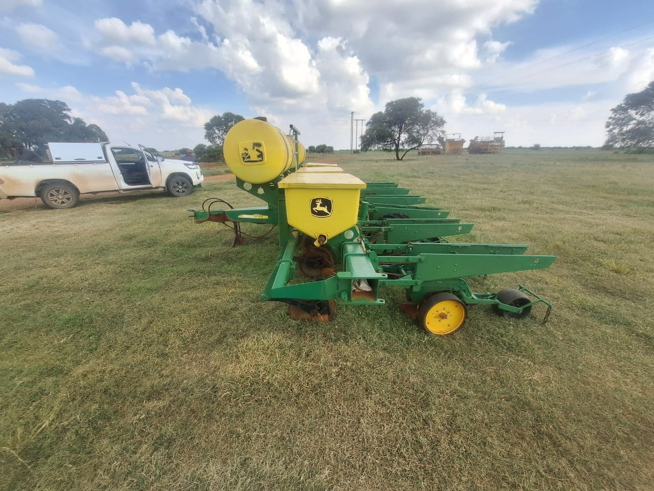 John deere 1750 6-ry Planter