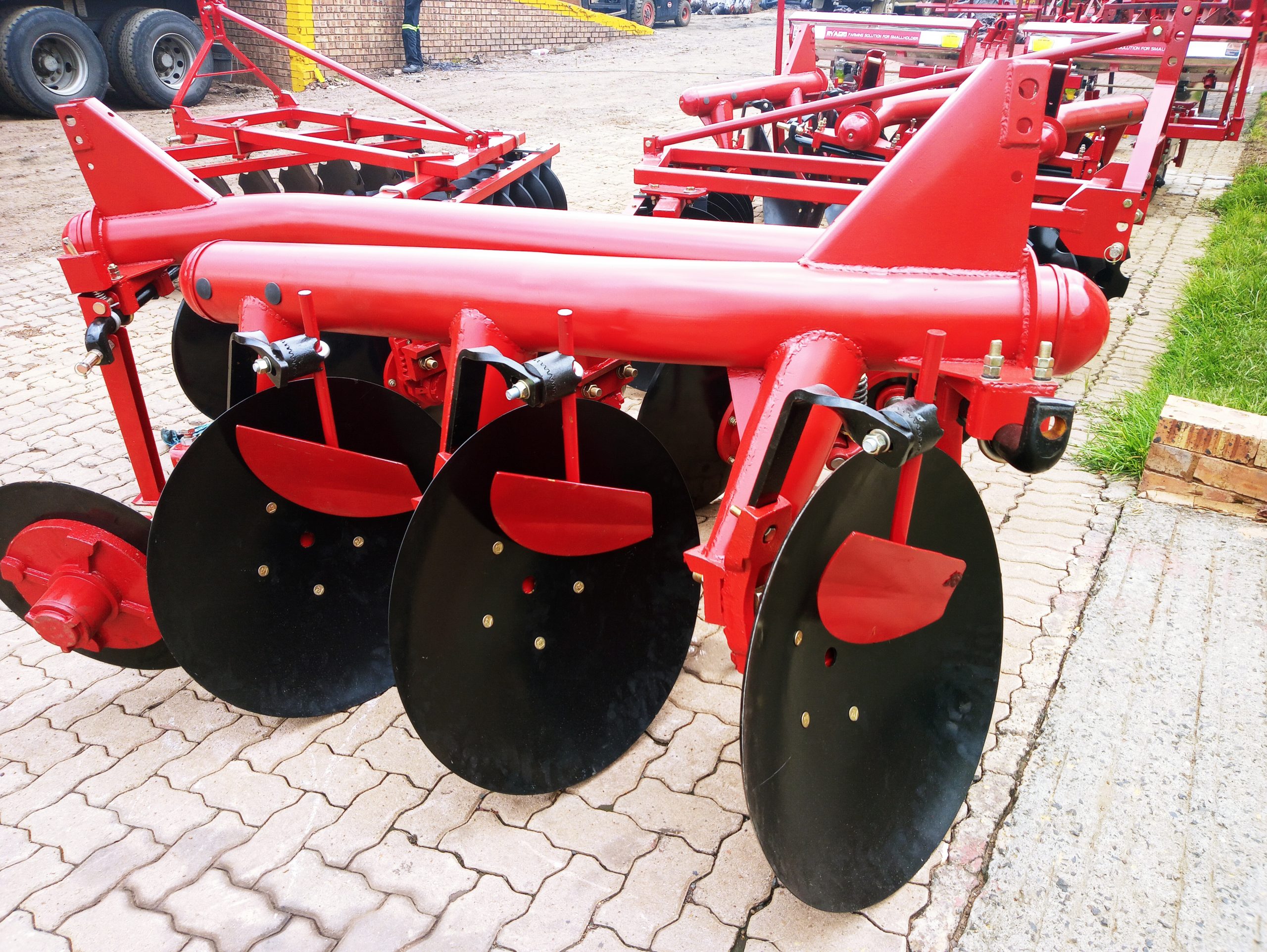HEAVY DUTY DISC PLOUGHS FOR SALE – DISCOUNT CODE (TIMZA)