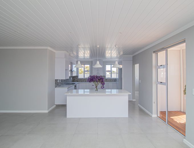3 Bedroom home for sale on Admiral Island, Port Owen, Cape West Coast