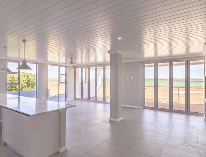 3 Bedroom home for sale on Admiral Island, Port Owen, Cape West Coast.