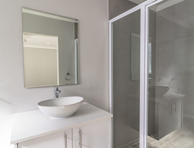 3 Bedroom home for sale on Admiral Island, Port Owen, Cape West Coast.