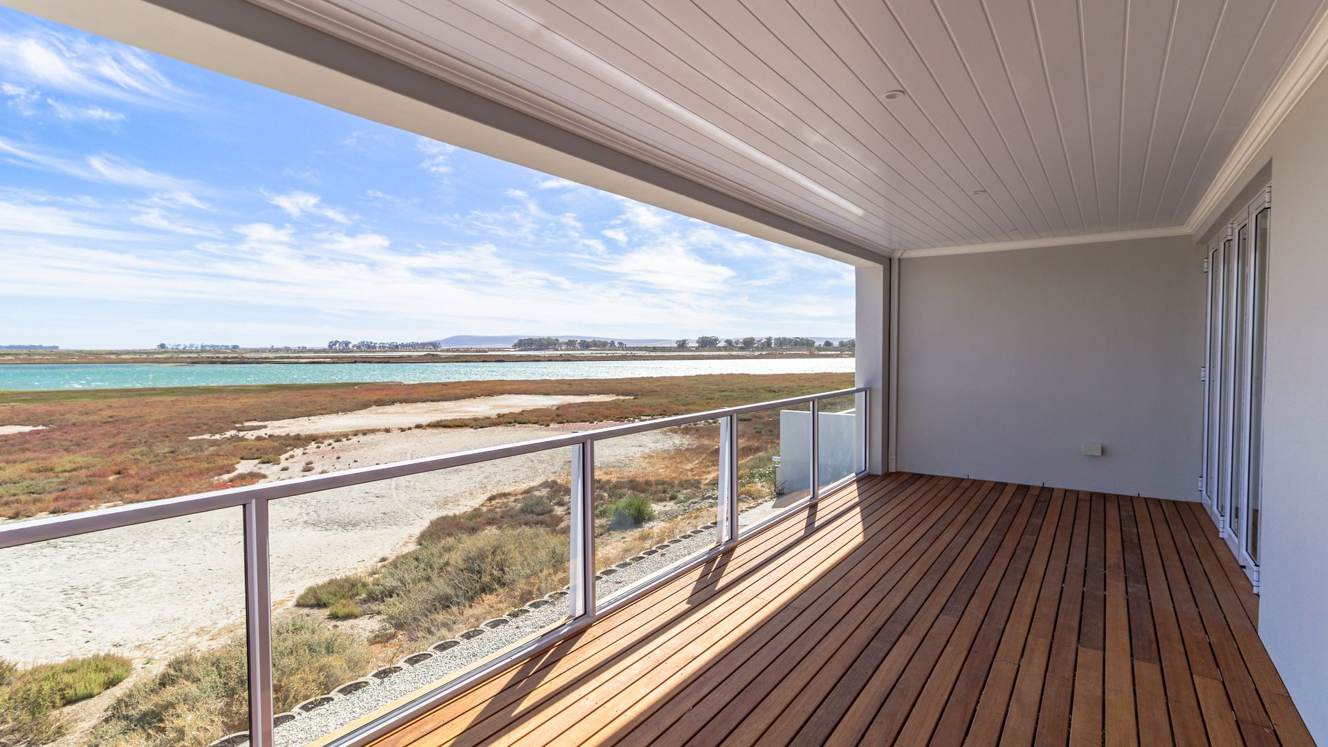 3 Bedroom home for sale on Admiral Island, Port Owen, Cape West Coast.