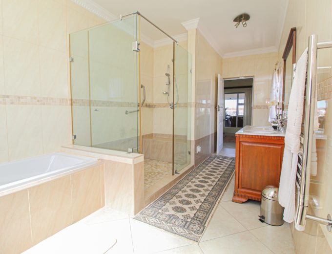 Prestigious 3-bedroom waterfront home for sale – Port Owen Marina. Cape West Coast.