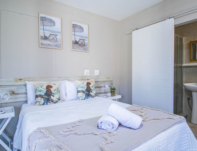 Guesthouse with Jetty for Sale in Port Owen, Cape West Coast