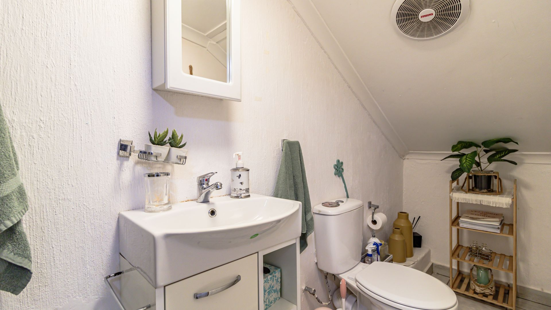 5 Bedroom home for sale in Port Owen, Cape West Coast.