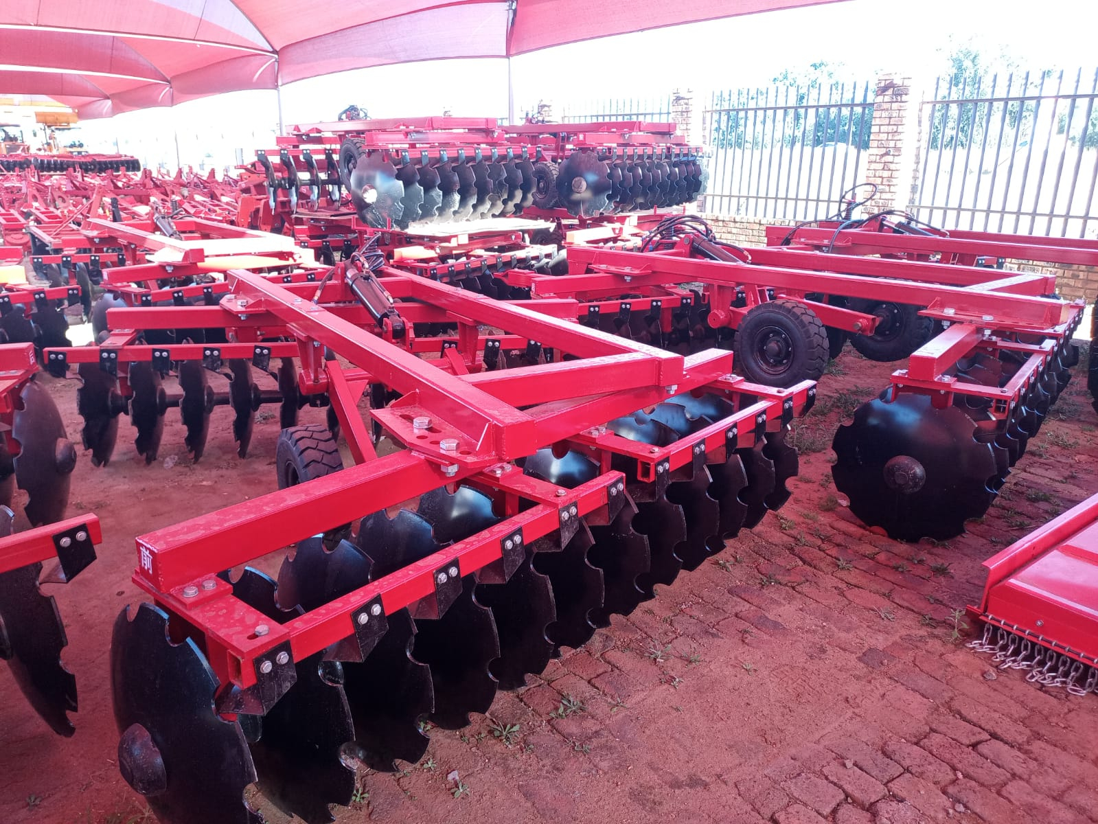 HYDRAULIC AND STANDARD DISC HARROWS FOR SALE – DISCOUNT CODE (TIMZA)