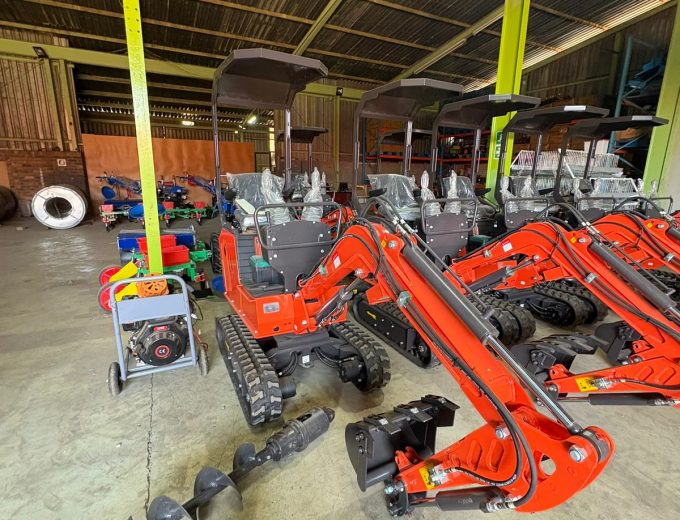 🚜 RY AGRI MINI EXCAVATOR – COMPACT POWER THAT WORKS AS HARD AS YOU DO 💪