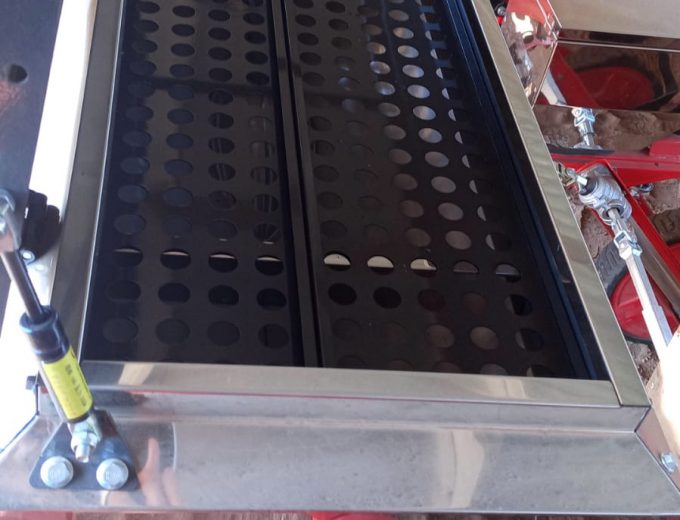 Maize and Bean Planters 2,3 and 4 Row – Call today for yours