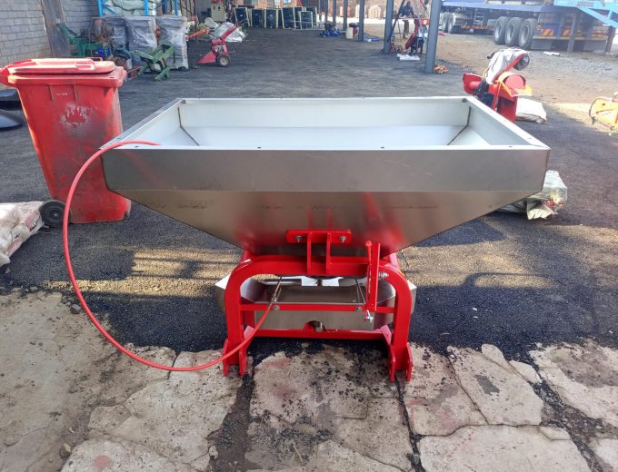 FERTILIZER SPREADER 600L and 800L – DISCOUNT CODE (TIMZA)