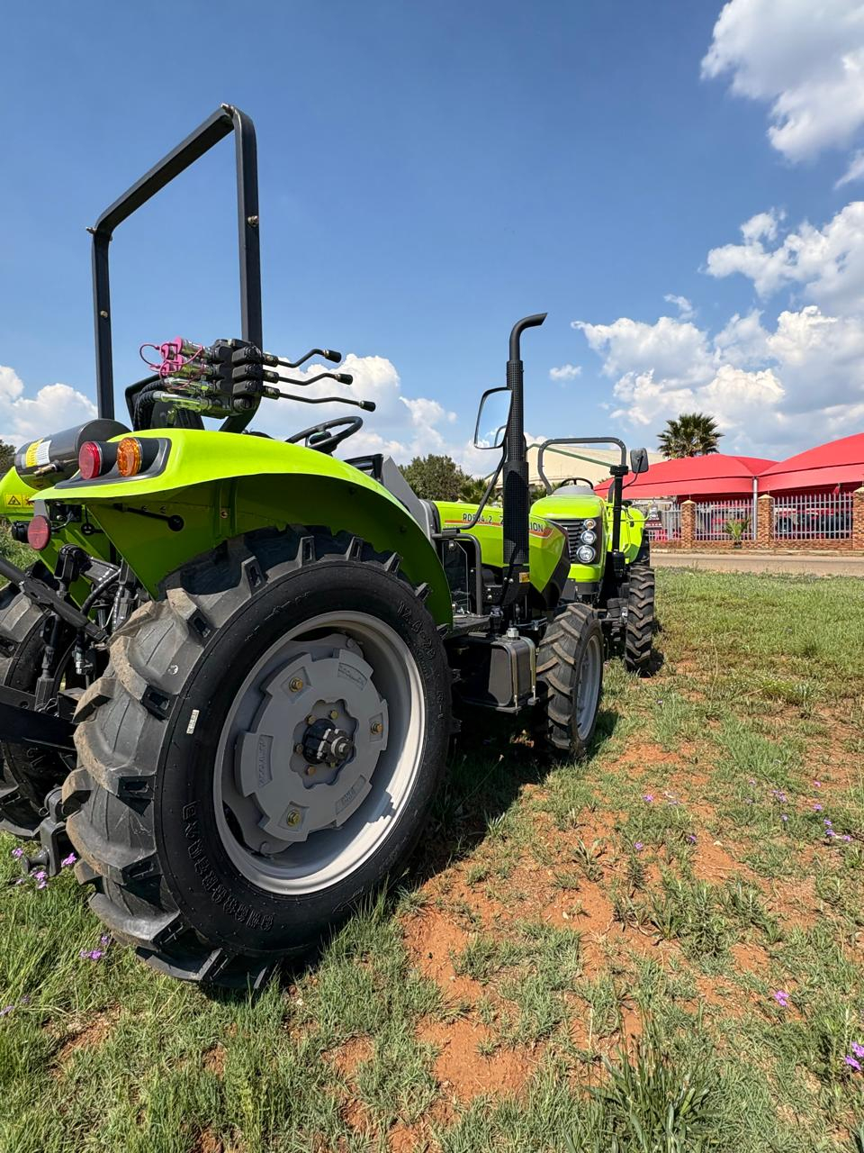 Zoomlion Tractors For Sale – 50hp/75hp/90hp/130hp Contact Today