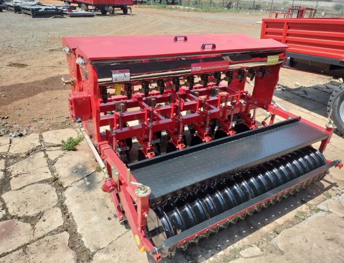 Fineseed Planters 8 and 12 Row