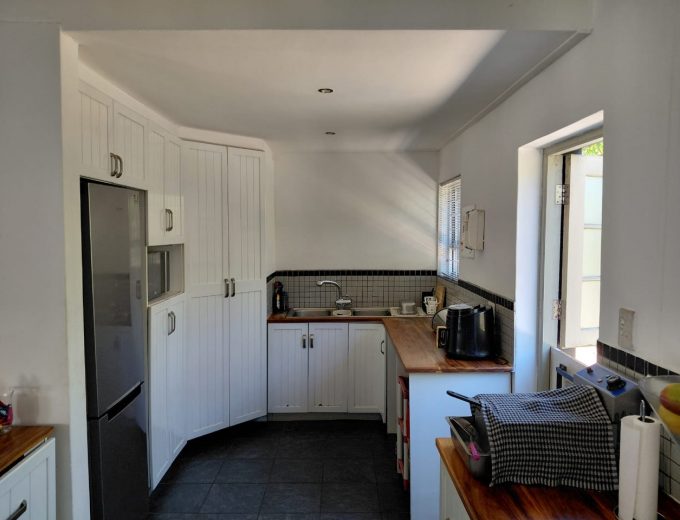 4 Bedroom Home for sale in Velddrif, Cape West Coast.