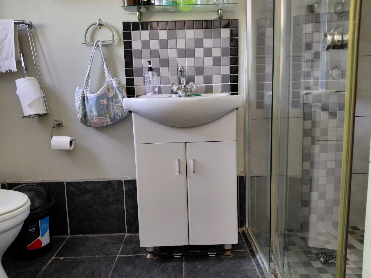 4 Bedroom Home for sale in Velddrif, Cape West Coast.