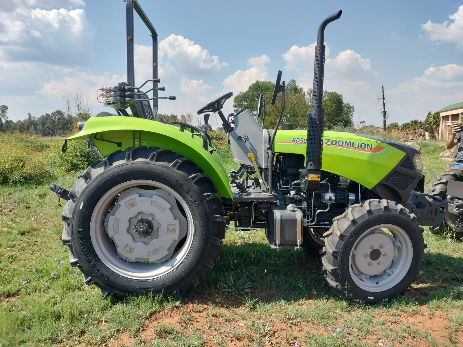 Zoomlion Tractors For Sale – 50hp/75hp/90hp/130hp Contact Today