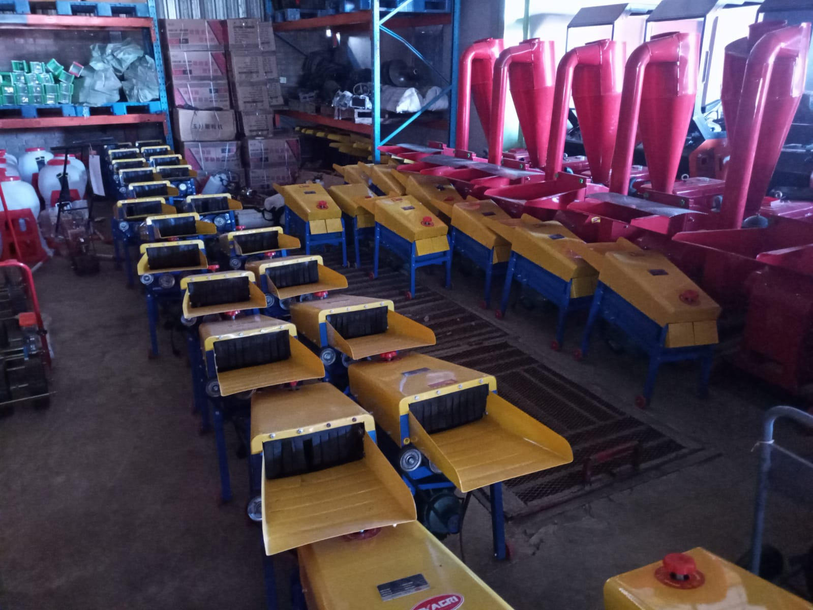 Hammer Mills, Maize Threshers, Pellet Machines – Everything to make feed this winter