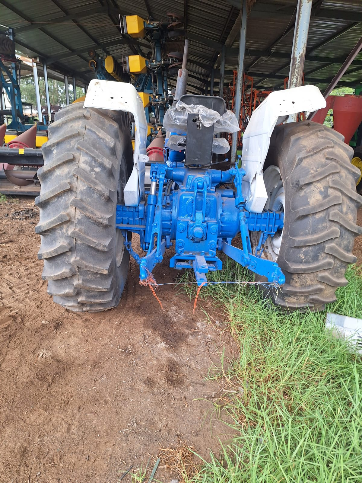 Ford 7600 Trekker