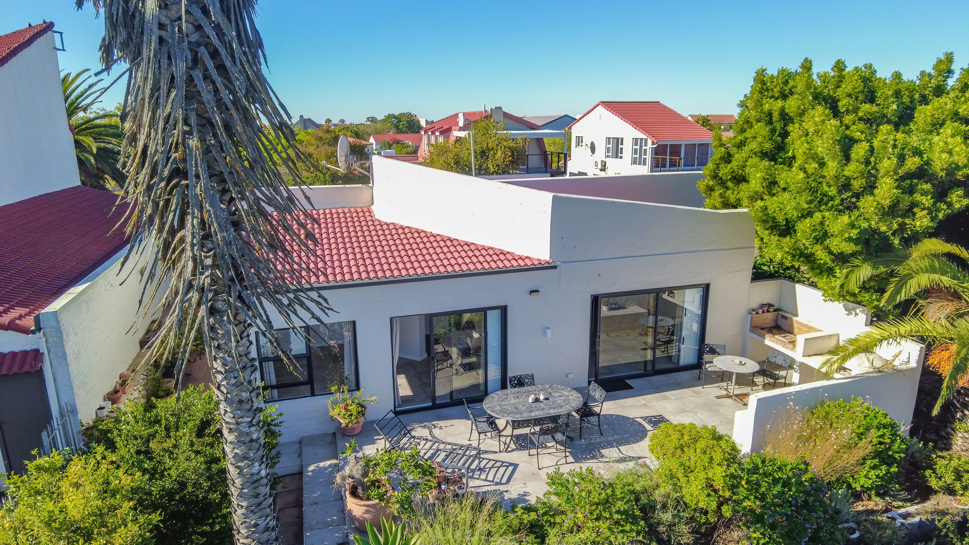 RENTAL: RIVERVIEW RETREAT IN PORT OWEN (WEST COAST)