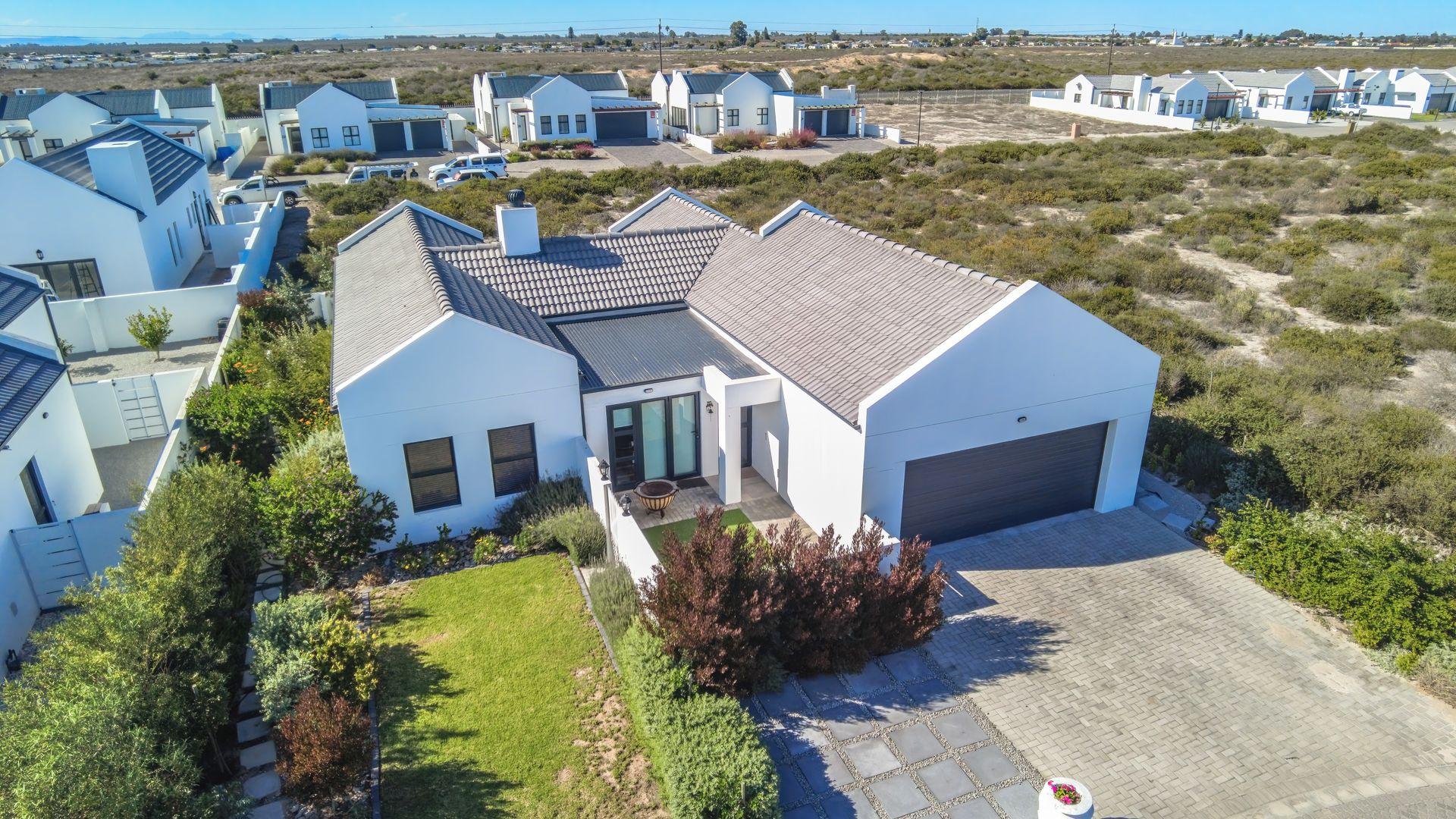 Peaceful Living in a 4 Bedroom House Next to Greenbelt in Atlantic Sands North, Laaiplek