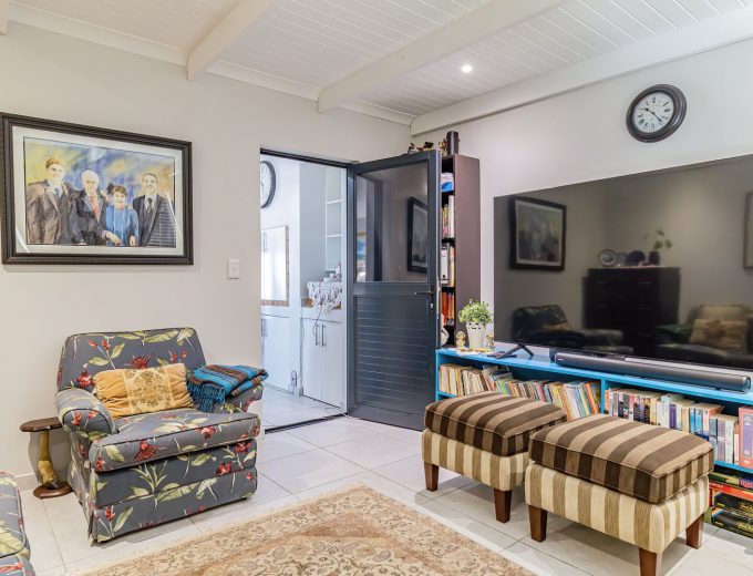 Peaceful Living in a 4 Bedroom House Next to Greenbelt in Atlantic Sands North, Laaiplek