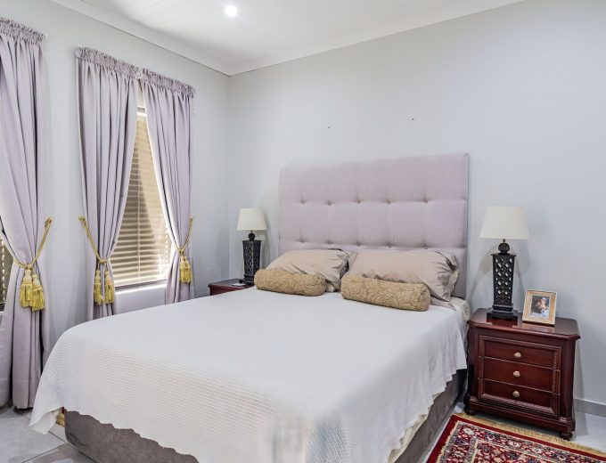 Peaceful Living in a 4 Bedroom House Next to Greenbelt in Atlantic Sands North, Laaiplek