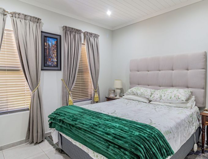 Peaceful Living in a 4 Bedroom House Next to Greenbelt in Atlantic Sands North, Laaiplek