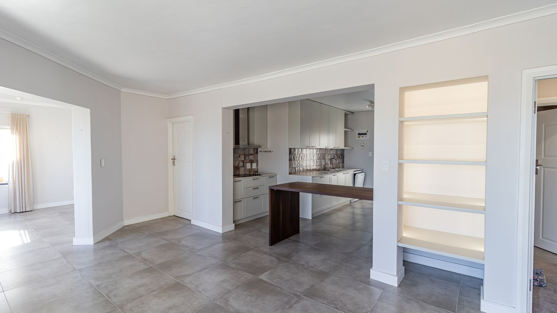 RENTAL: RIVERVIEW RETREAT IN PORT OWEN (WEST COAST)