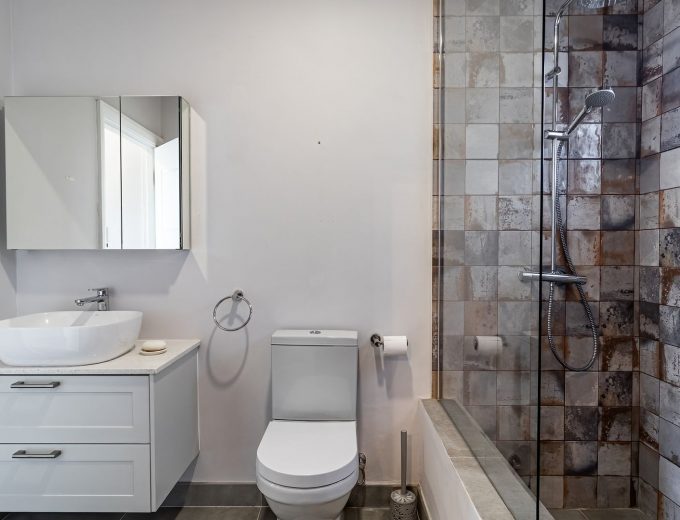 RENTAL: RIVERVIEW RETREAT IN PORT OWEN (WEST COAST)