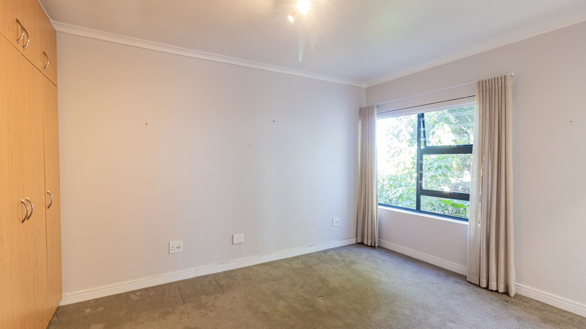 RENTAL: RIVERVIEW RETREAT IN PORT OWEN (WEST COAST)