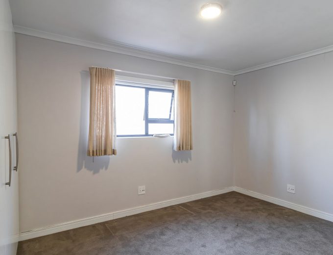 RENTAL: RIVERVIEW RETREAT IN PORT OWEN (WEST COAST)