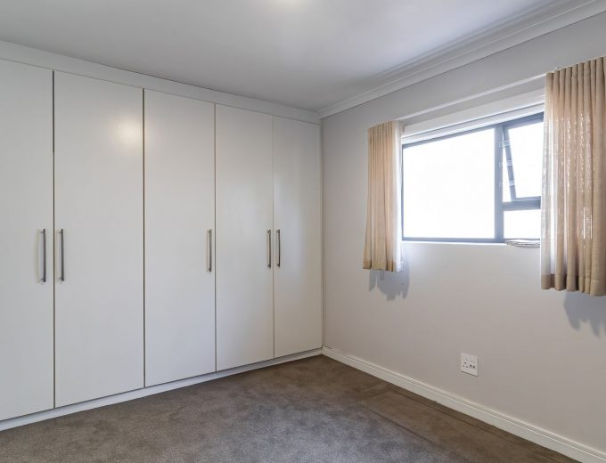 RENTAL: RIVERVIEW RETREAT IN PORT OWEN (WEST COAST)