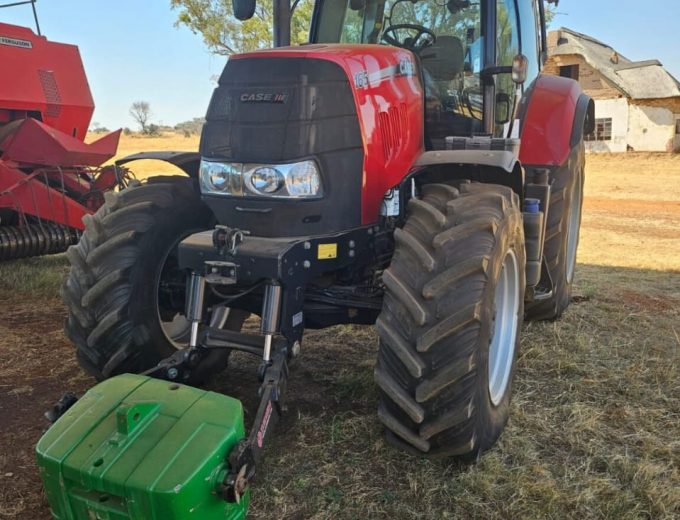Case Puma 210. Vol AFS. Model 2022 Ure 1652 R 1 975 000 plus btw Vrystaat