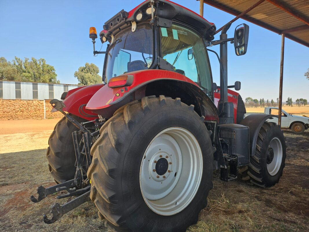 Case Puma 210. Vol AFS. Model 2022 Ure 1652 R 1 975 000 plus btw Vrystaat