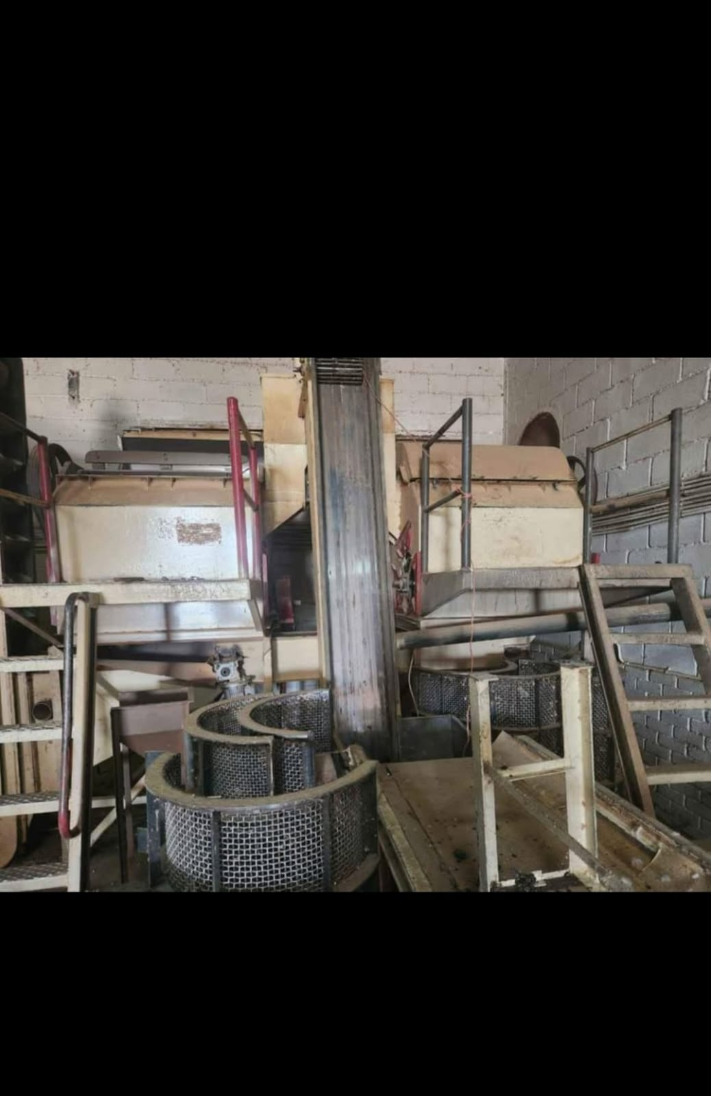 Peanut processing plant