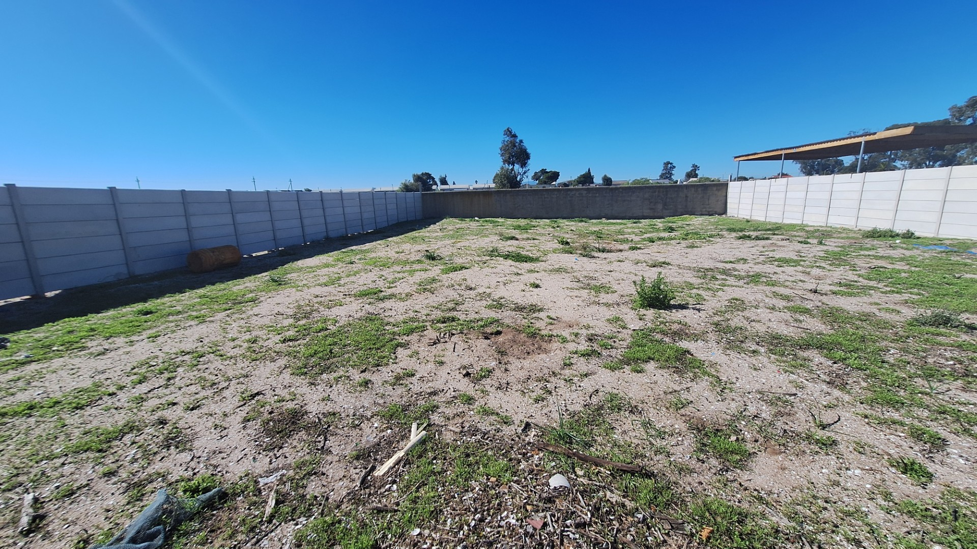 Coastal plot near Sunset Beach, Laaiplek