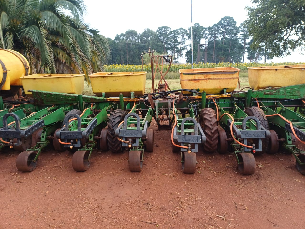 John Deere 1750 Planter 8 Ry 0,76