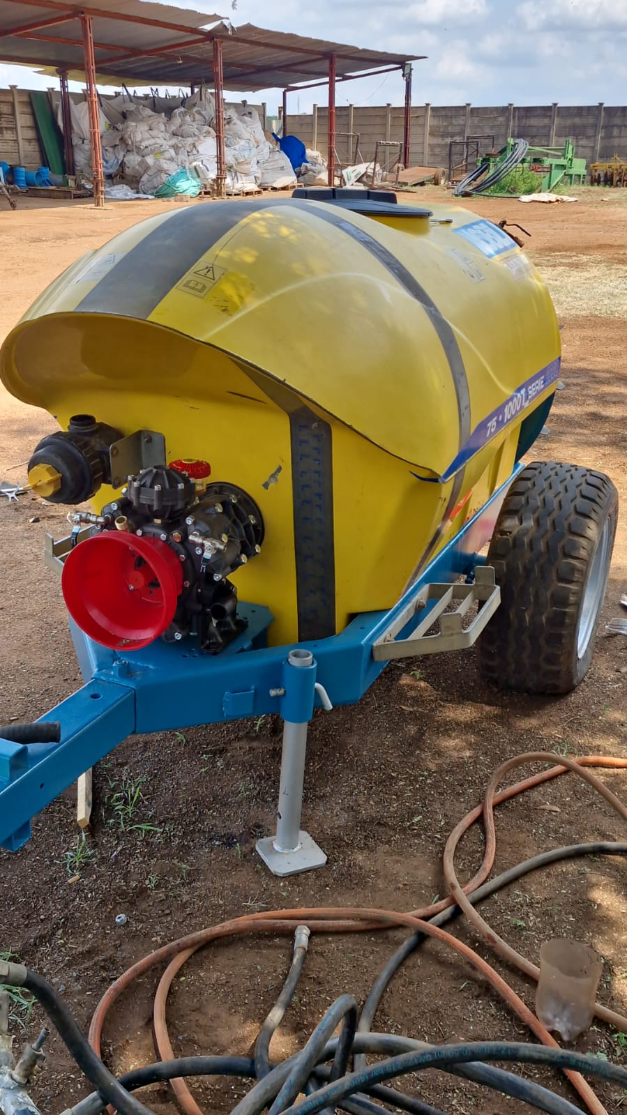 Nobili 1000 Liter Spuit