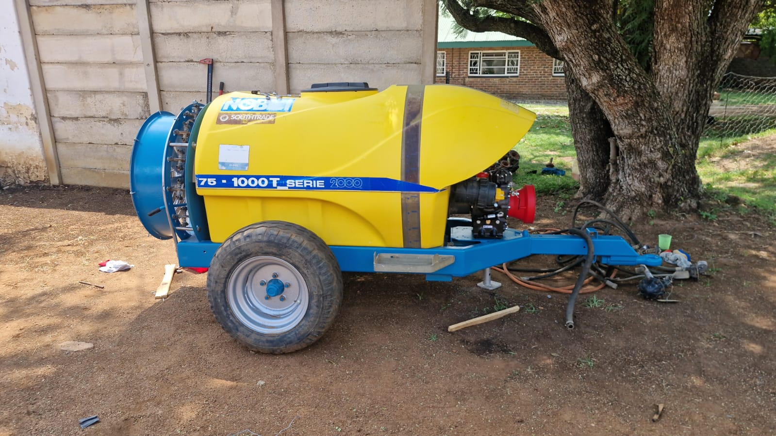 Nobili 1000 Liter Spuit