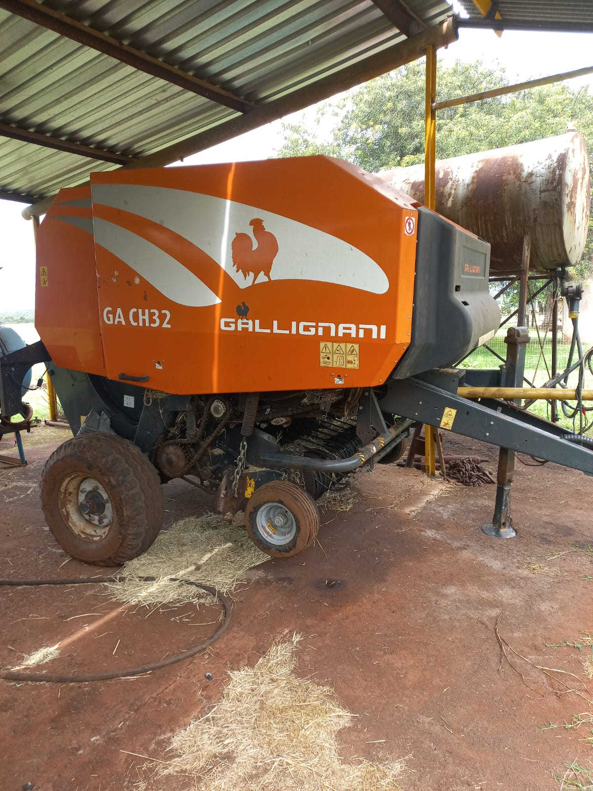 Galagnani CH32 Tou Baler