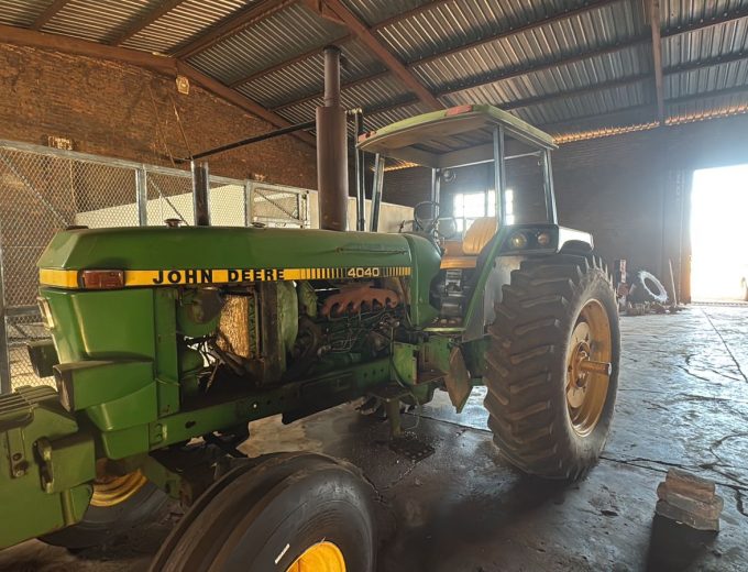 John Deere 4040 Trekker