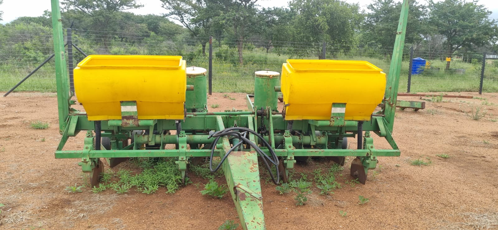 John Deere 7000 Planter 4 Ry