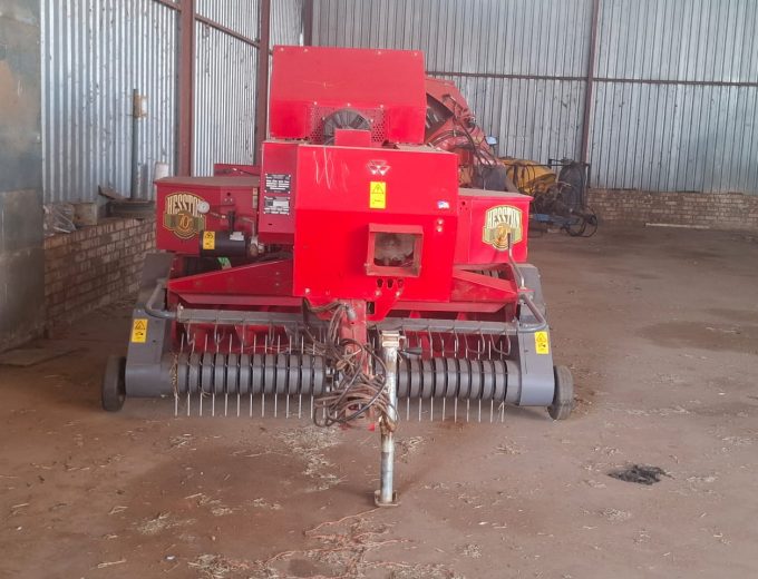 Massey Ferguson 1840 Blok Baler