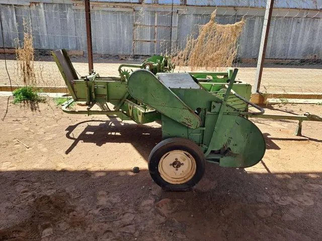 John Deere 214WS Baler