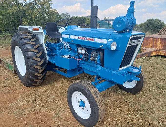 Ford 5000 Trekker