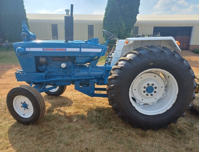 Ford 5000 Trekker