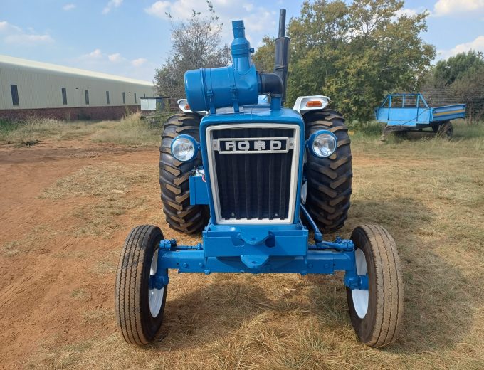 Ford 5000 Trekker